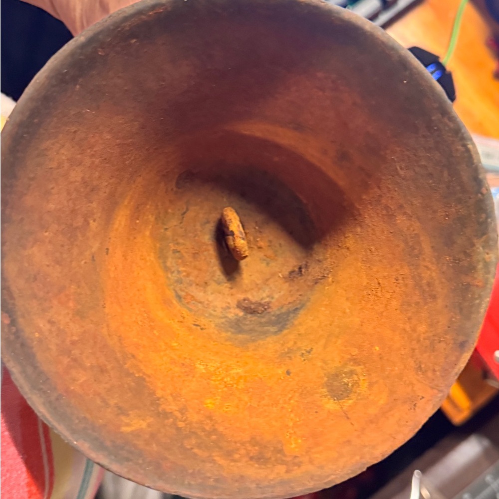 Vintage Cast Iron Hanging Cow Bell - Picture 6 of 7